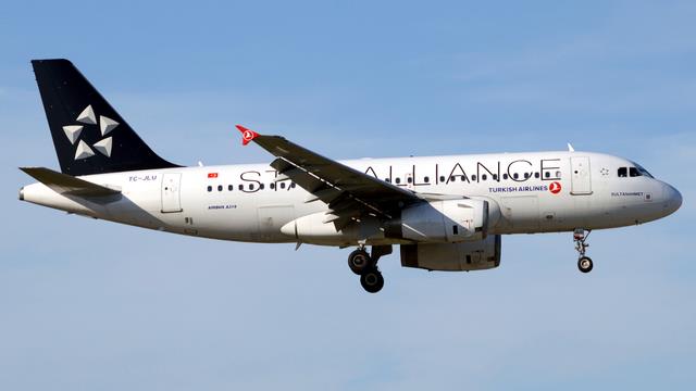 TC-JLU:Airbus A319:Turkish Airlines